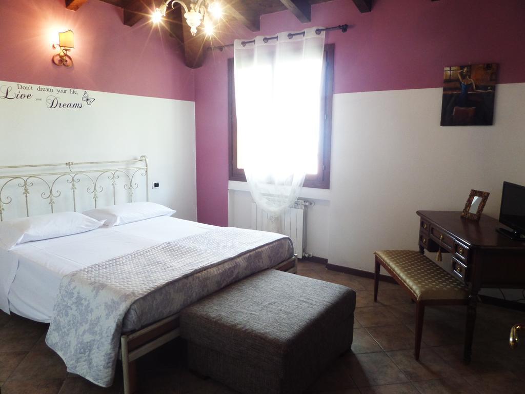 La Locanna Hotel Serramazzoni Ngoại thất bức ảnh